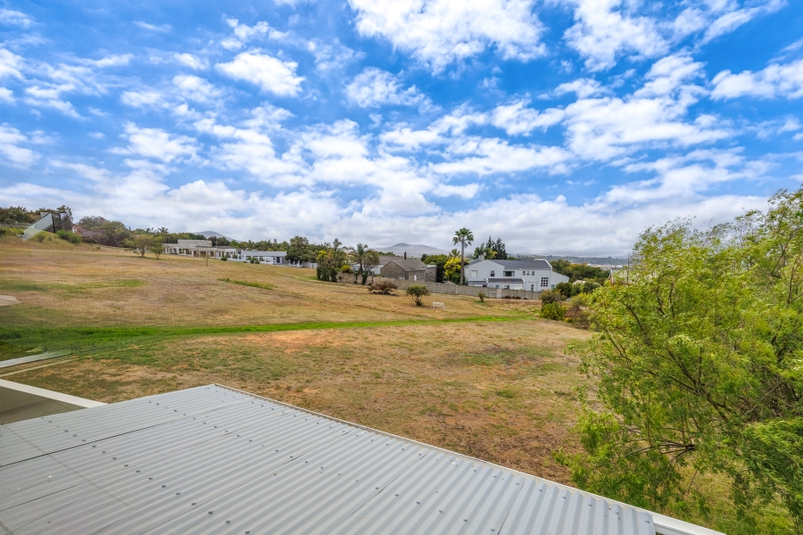 4 Bedroom Property for Sale in Aurora Western Cape